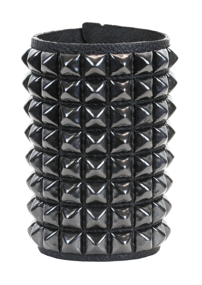 ASSORTED 8 ROW 1/2" PYRAMID BRACELET