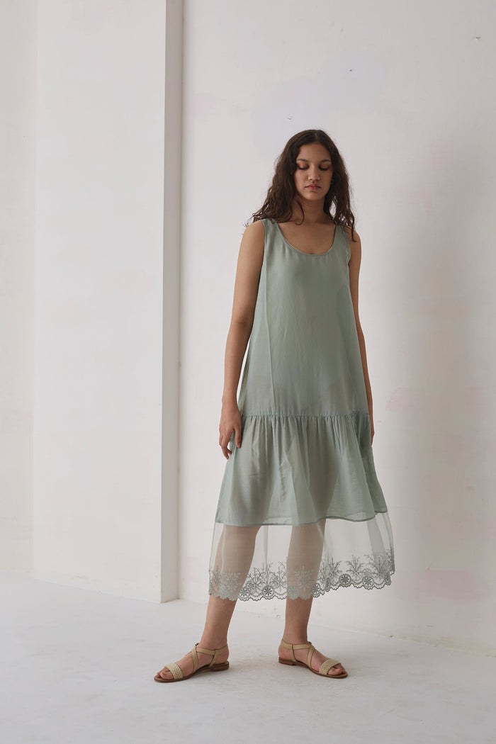 COTTON SILK UNDERLAYER WITH ORGANZA