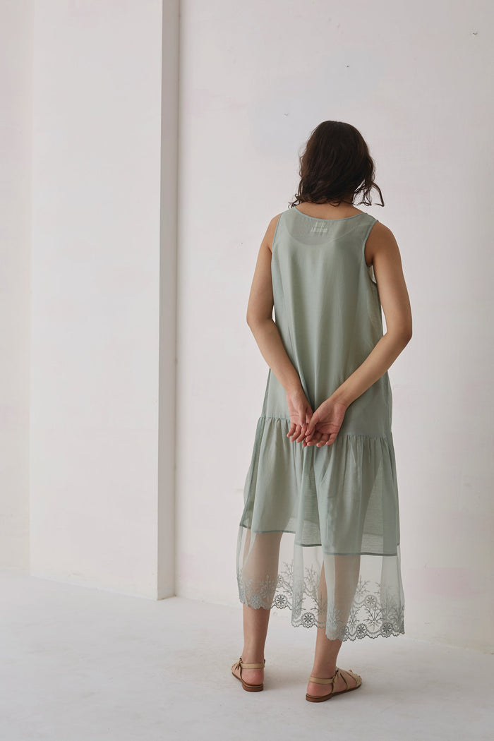 COTTON SILK UNDERLAYER WITH ORGANZA