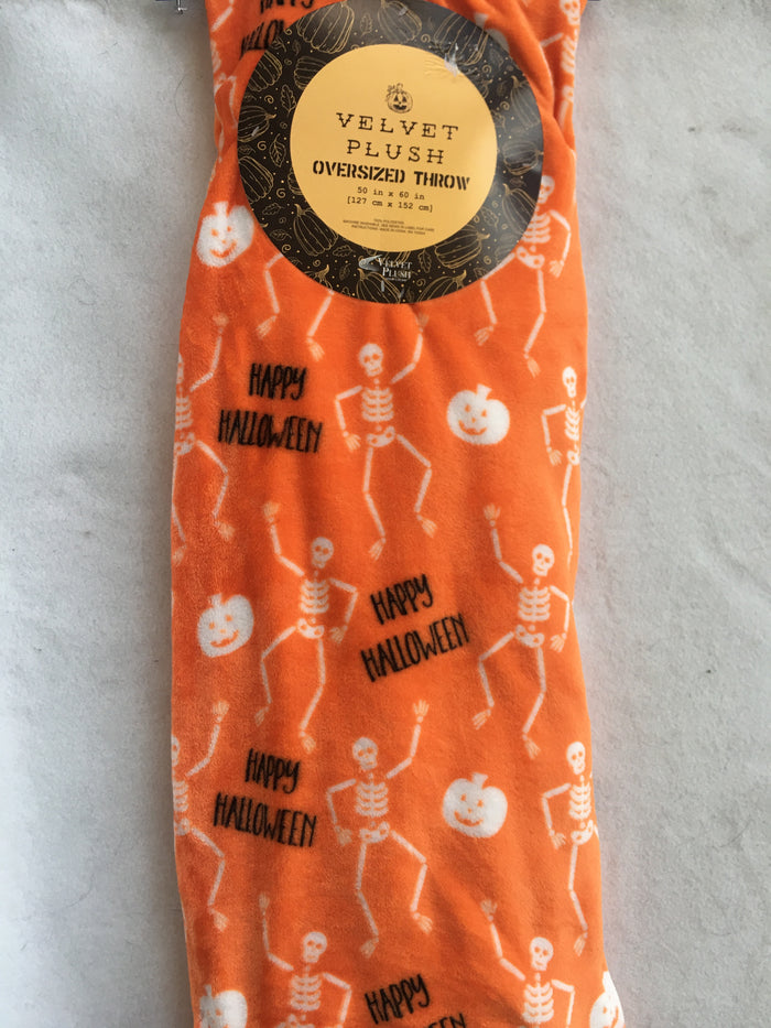 Halloween Dancing Skeletons and Pumpkins Plush Blanket Throw