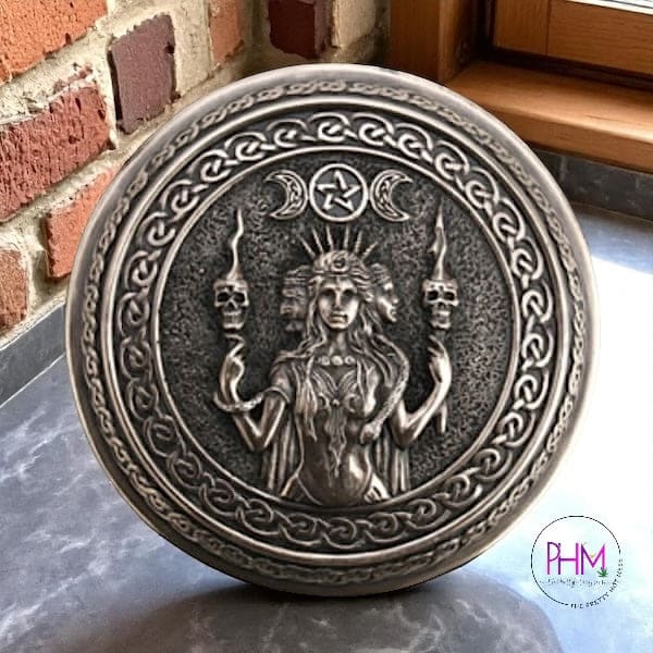 Hecate Goddess Bronze Trinket Box 🌙 - Gifts