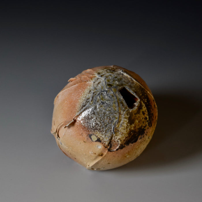 Ichirinzashi Bud Vase / Sculpture