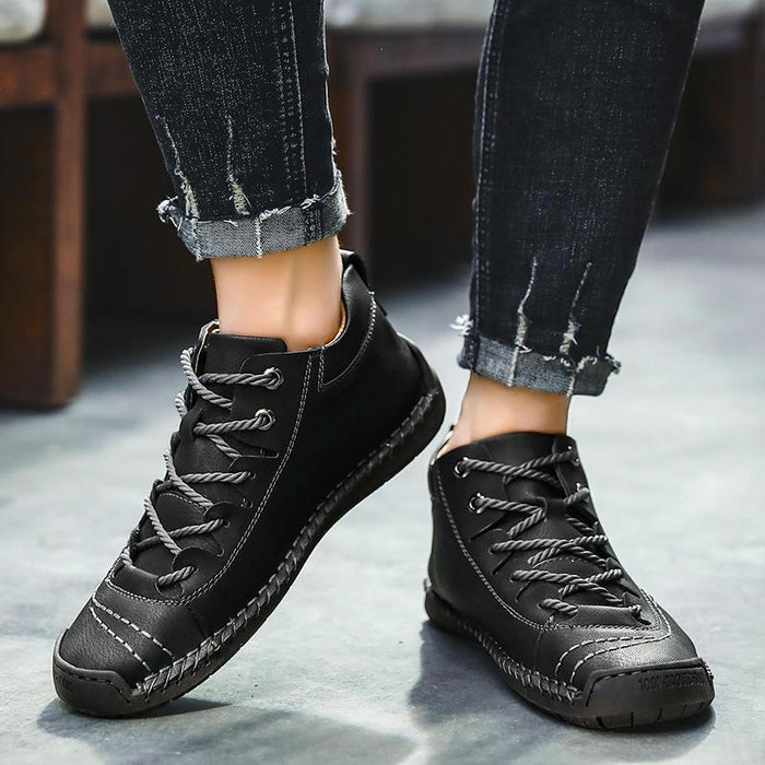 Black / 7 US