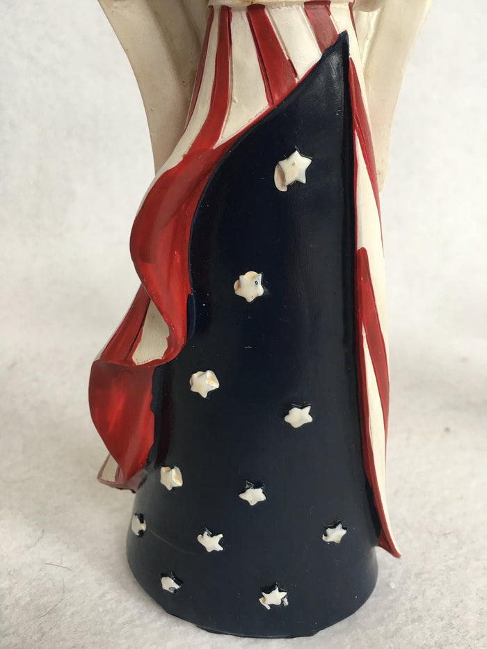 Patriotic Angel Holding Star or Heart Display