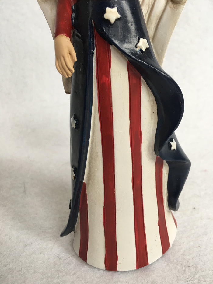 Patriotic Angel Holding Star or Heart Display