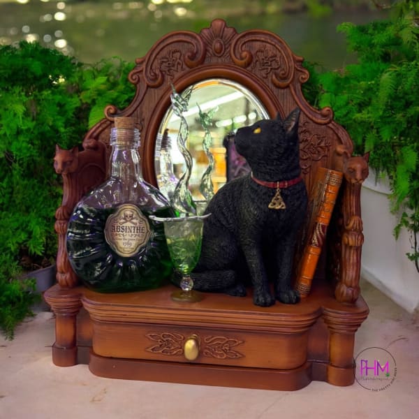 Poisons and Potions | Lisa Parker 🐈‍⬛ - Figurine