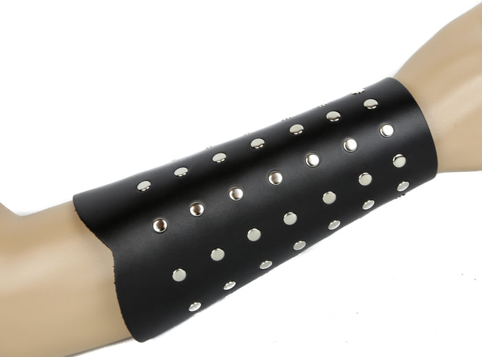 Riveted Leather Gauntlet