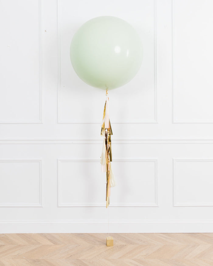 Serengeti - Giant Balloon with Tassel