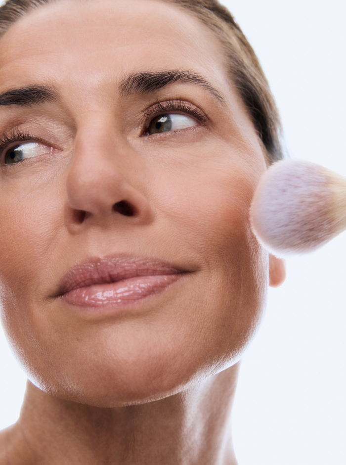 Soft Focus Powder Bronzer | Medium