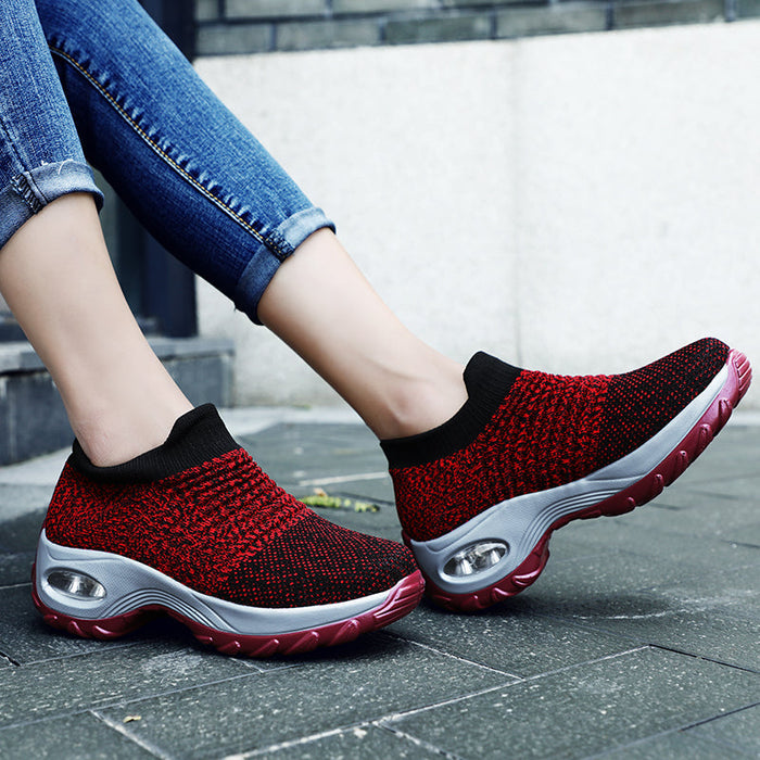 Red / 5 US | 3 UK